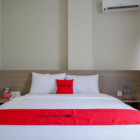 Reddoorz Near Exit Tol Banyumanik 2 Hotel Srondolwetan Luaran gambar