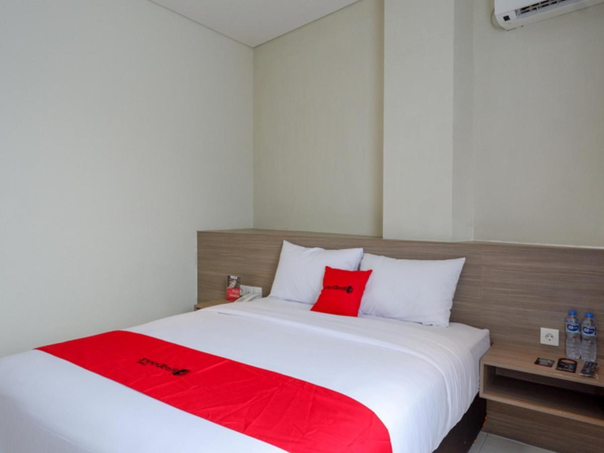 Reddoorz Near Exit Tol Banyumanik 2 Hotel Srondolwetan Luaran gambar